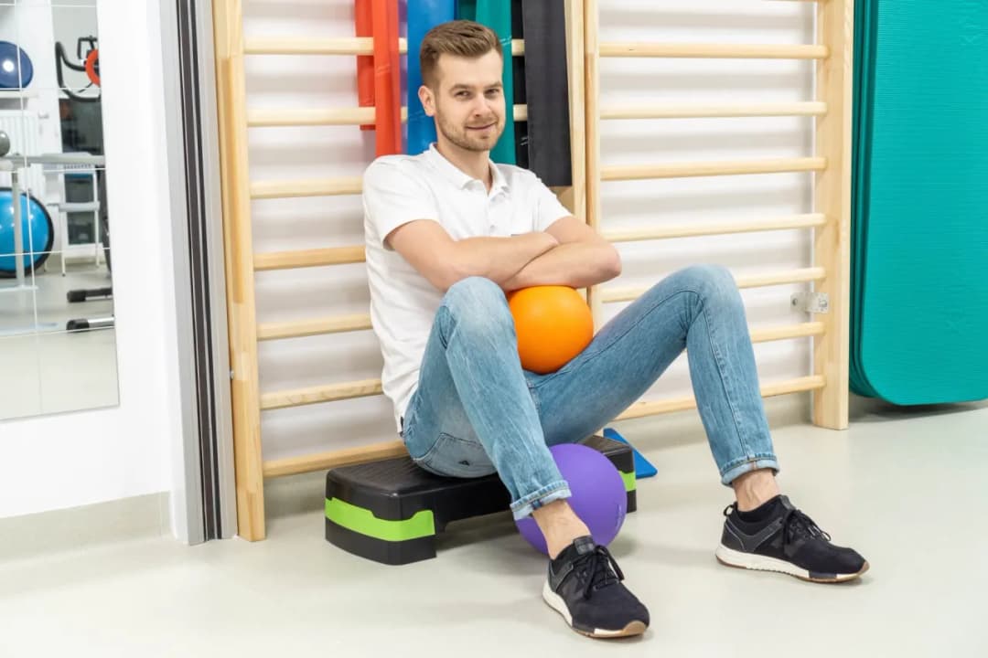 Fizjoterapeuta czy warto? Poznaj zalety i wady tego zawodu