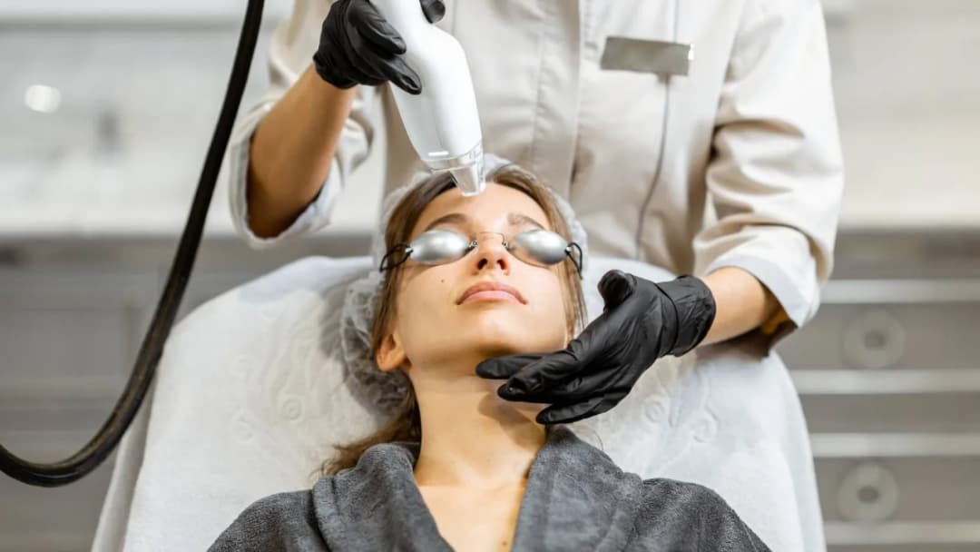 Jak działa laser w rehabilitacji? Odkryj jego niezwykłe korzyści